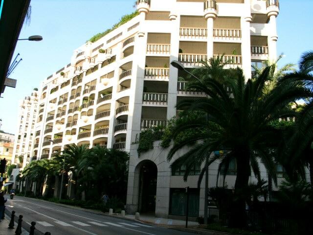 MONTE CARLO PALACE - Double parking for sale