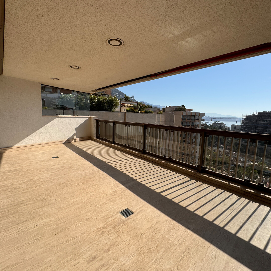 Grand Prix View, 3/4 Prestige Rooms at Mirabeau