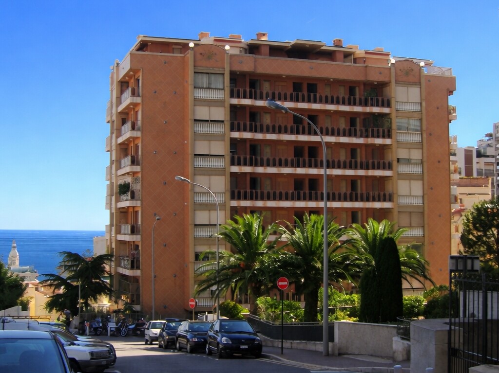 ‟Le RIVIERA PALACE - Rue des Lilas‟