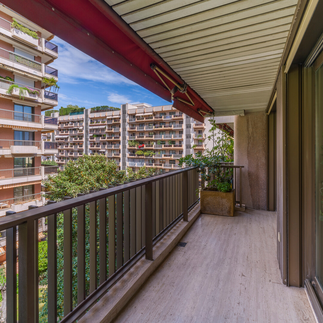 LE MIRABEL : FOR SALE - 2 ROOMS - BALCONY