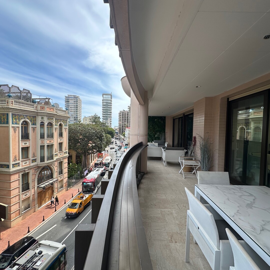 MONTE CARLO PALACE – High-End Office
