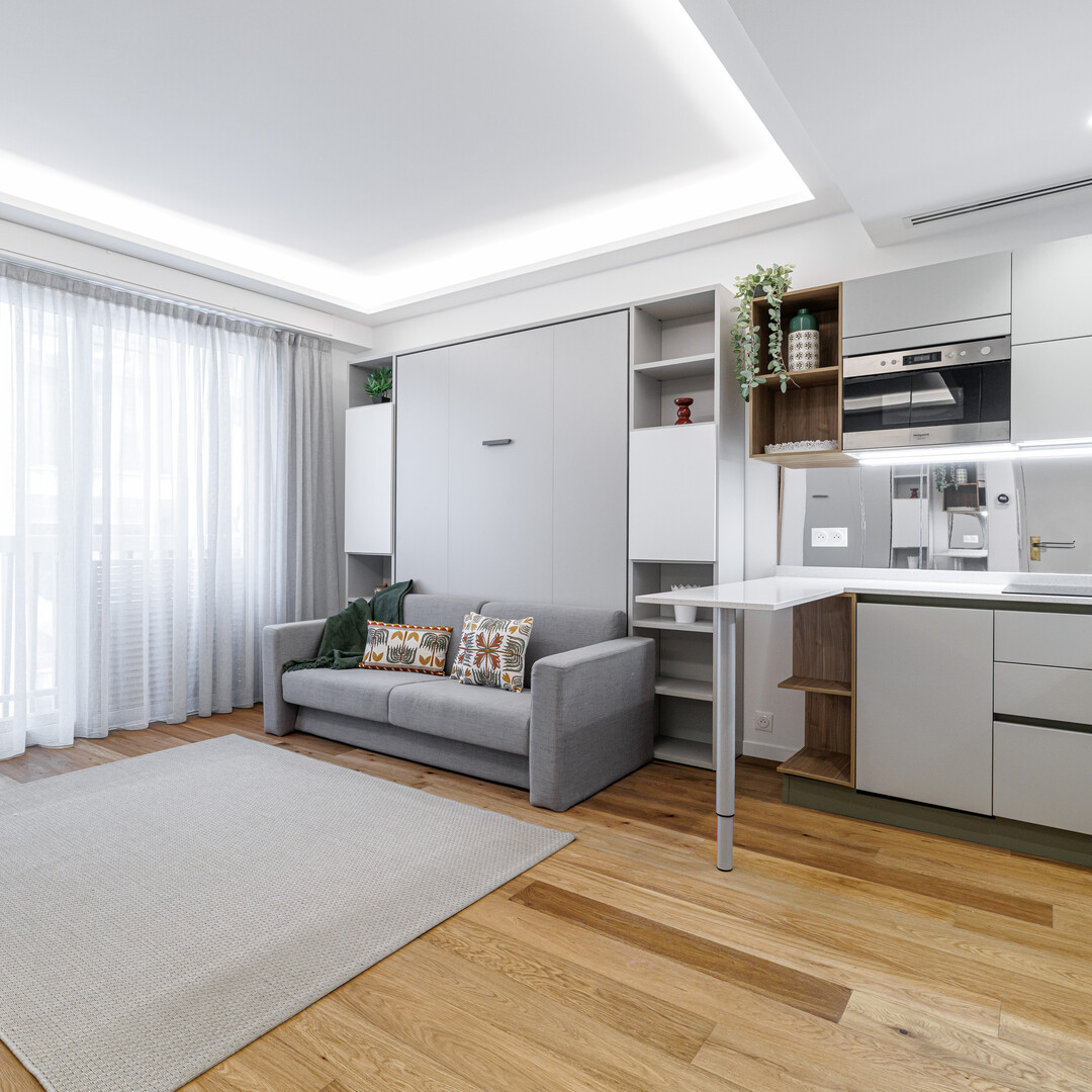 COMIC BOOK FROM BELGIUM / LARGE STUDIO COMPLETELY RENOVATED