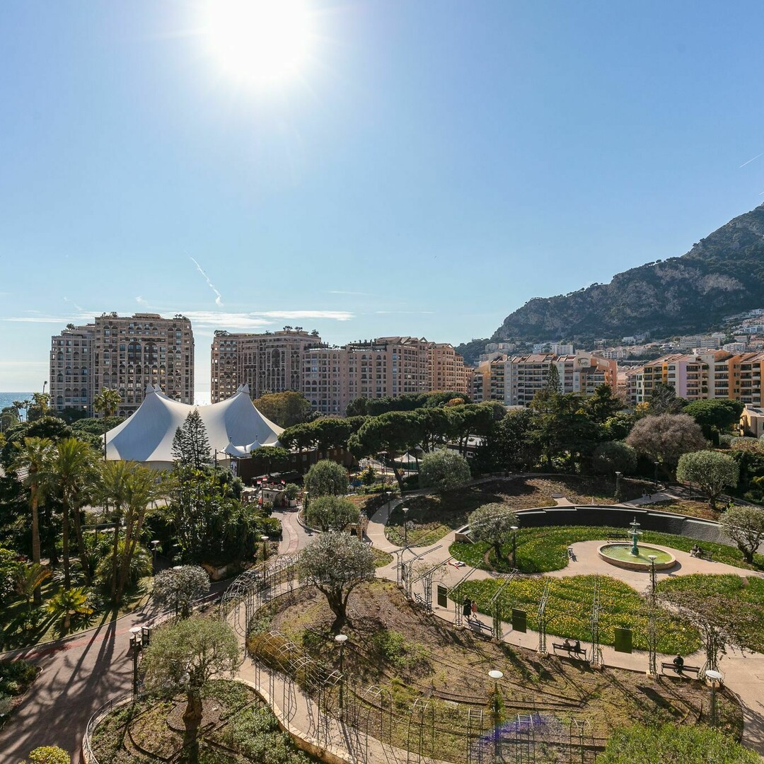 New Exclusive sale 2 rooms apartment with parking and cellar in Monaco Fontvieille