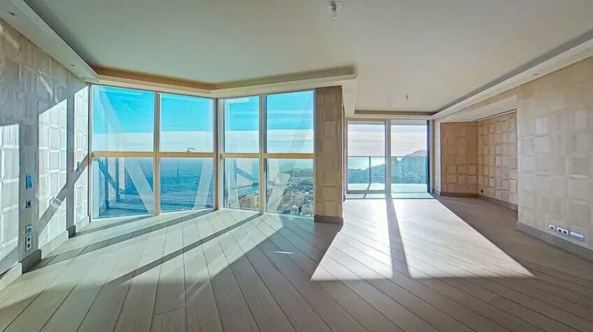 CO-EXCLUSIVE - TOUR ODEON - Exceptional Duplex