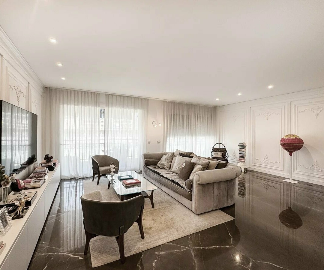 Sole Agent - Beautiful luxury 3-bedroom apartment