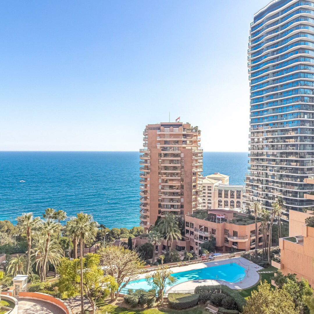 Splendid, large 1/2-bedroom | Renovated, swimming pool, concierge