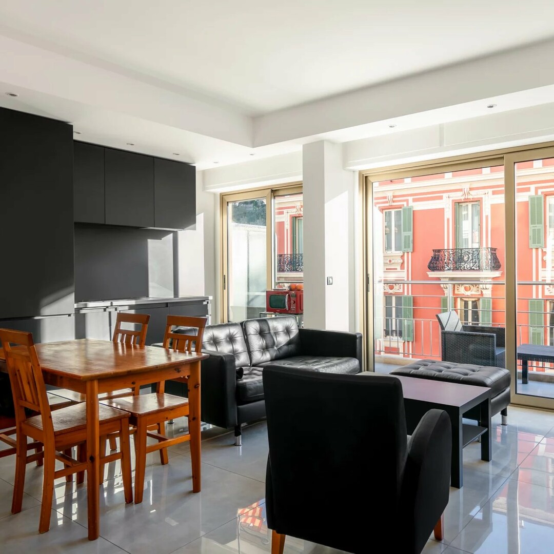 PETREL - Condamine - Renovated 3-Room Flat