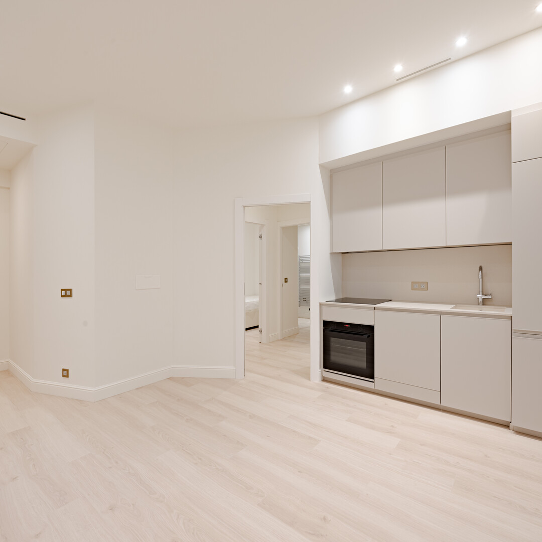 ELEGANT RENOVATED TWO-BEDROOM APARTMENT JUST STEPS FROM THE CASINO