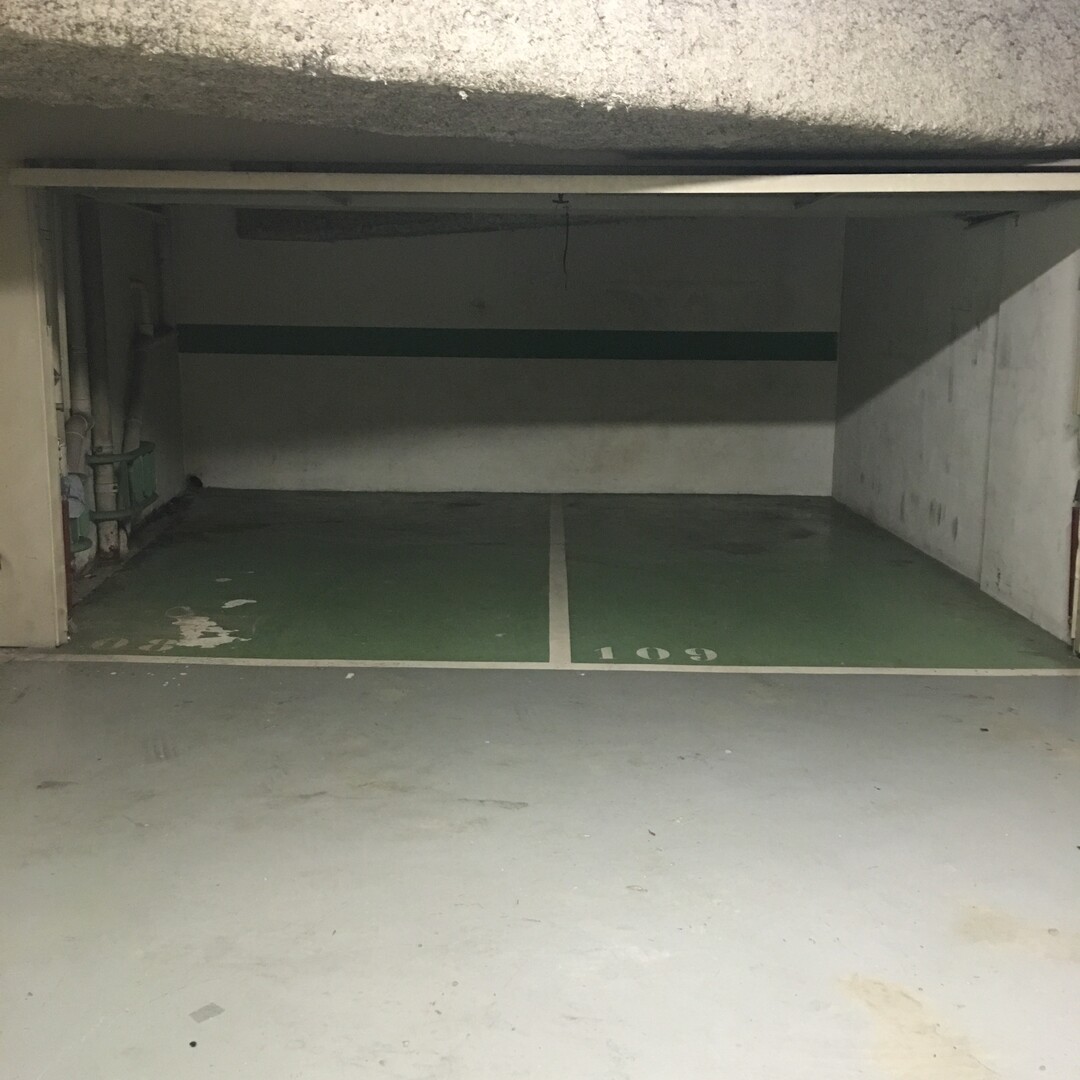 DOUBLE PARKING BOX - PATIO PALACE