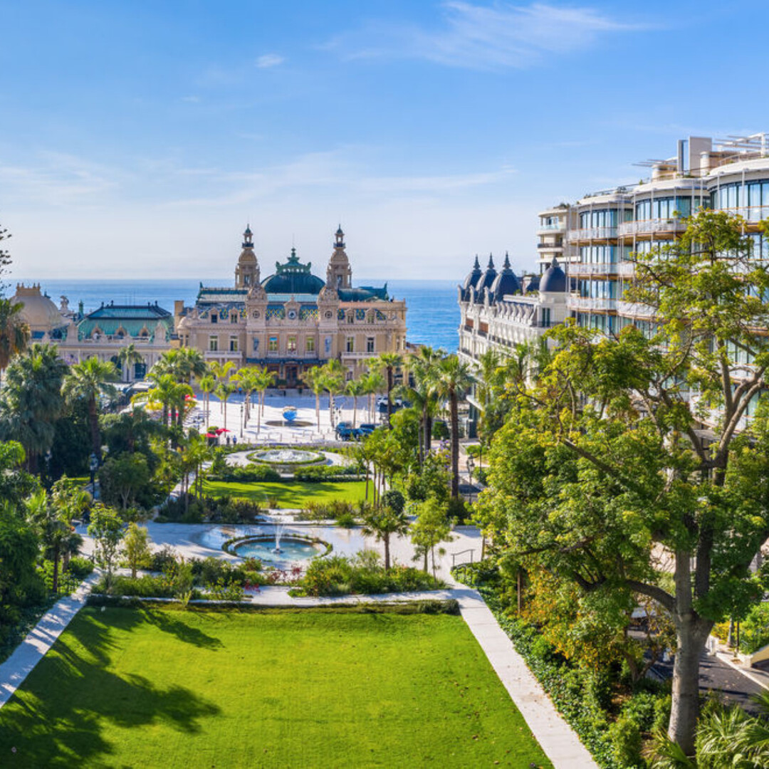MAGNIFICENT APARTMENT LOCATED IN THE HEART OF MONACO