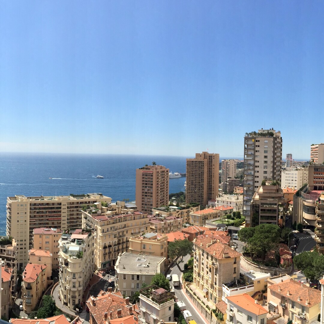 3-ROOM APARTMENT WITH TERRACE & BALCONY – SEA AND MOUNTAIN VIEW