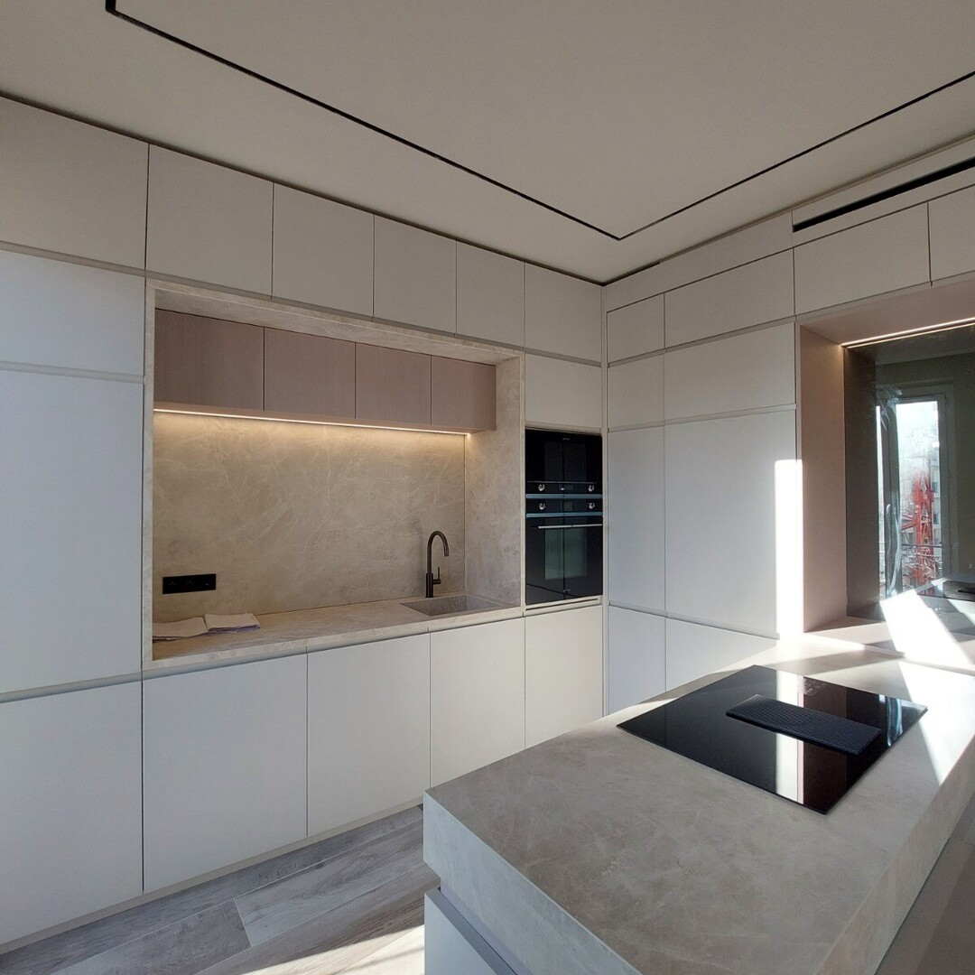 Stunning 3 room apartment completely renovated