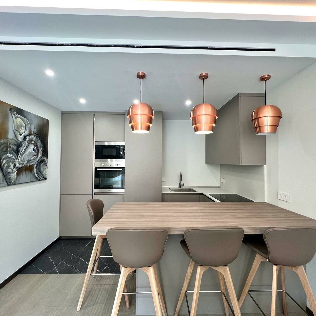 Charming renovated 2 bedroom apartment