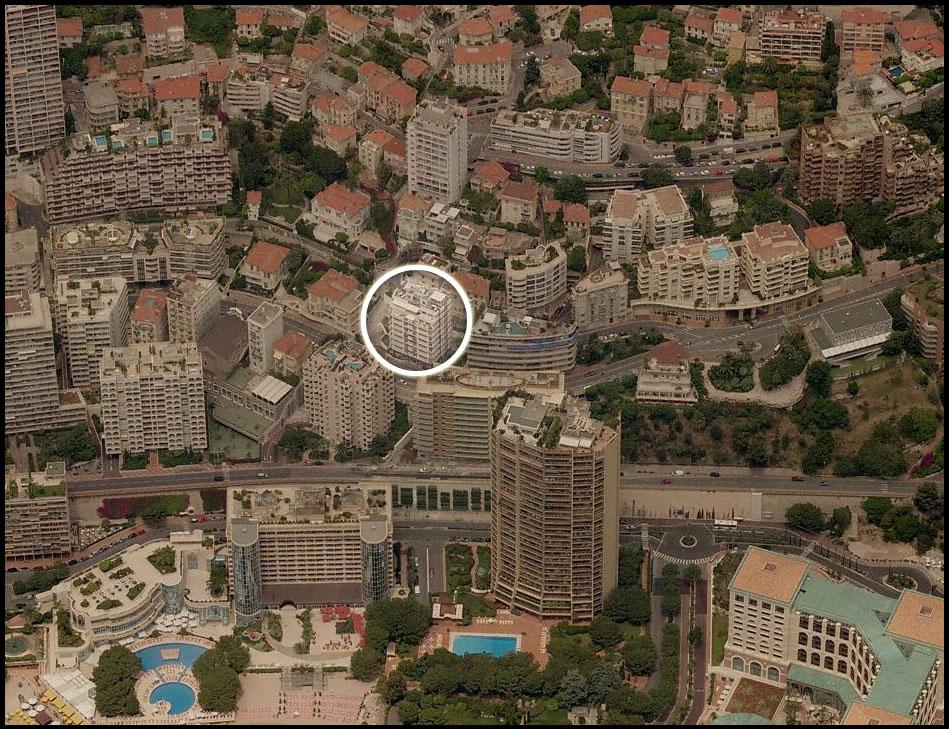 Sole Agent – High-end renovated luxury apartment with sea view